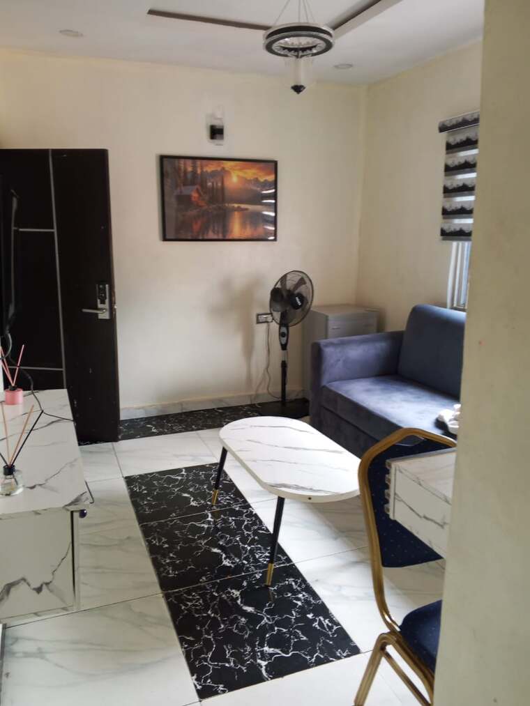 Apartment 305 — Parlour, House 21